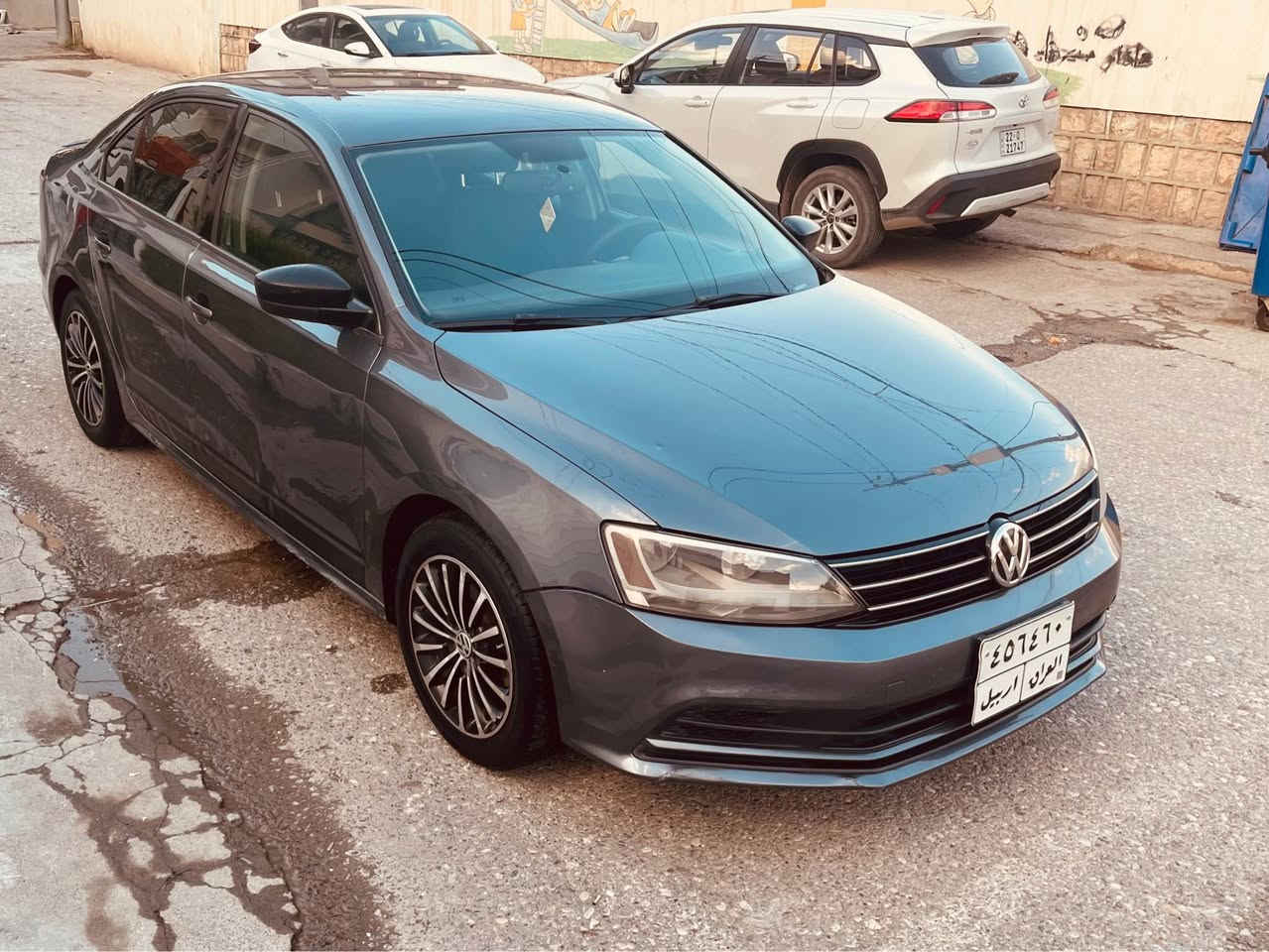 سلاو/ جيتا موديل ٢٠١٦ - ته نها دوو ده رگاى سبووخه كه ميك سه رده كووت / پيش و پاش كه پسه سعرى  ٩٥  وه رقه و مجاليكى برايانه -
رقم موبايل/ ***********
 *********** أربيل, العراق
