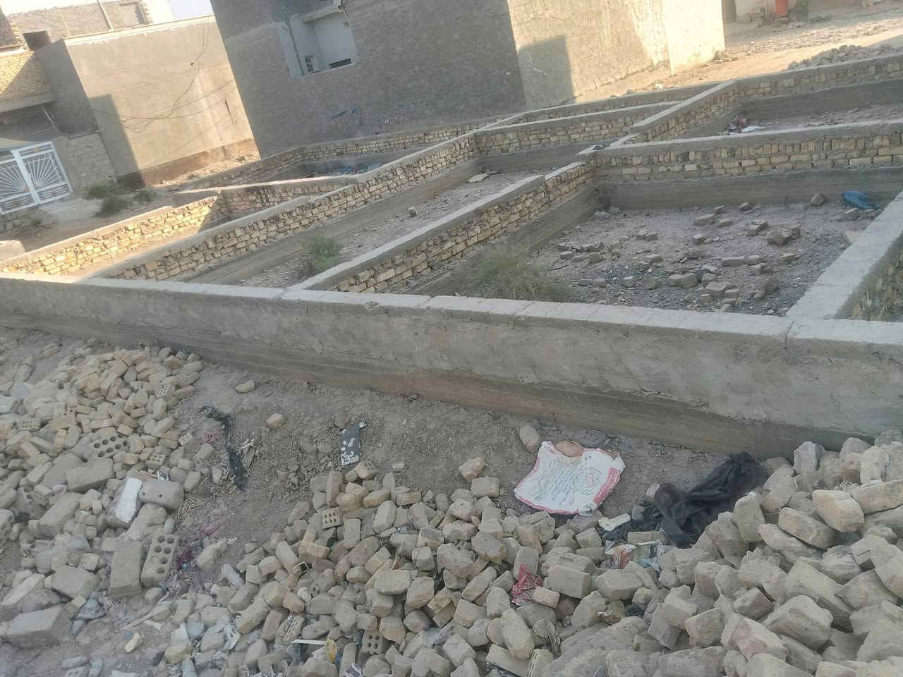 قطعه ارض للبيع مساحتها 211طابو زراعي سند25بيه بتلو سعره 25وبيه مجال @إشارة ***********

