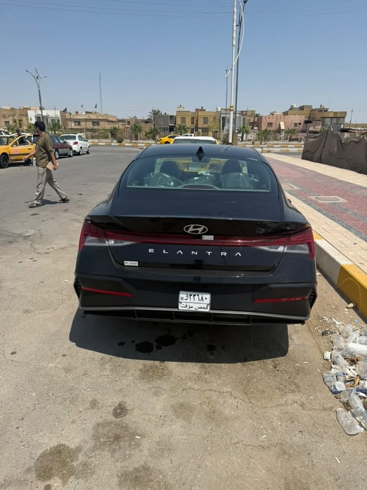 النترا 2024   دخول جديد ماشيه 22 حرة تترقم جميع المحافظات فتحة رادار امامي وجانبي وتحديد مسار وبصمة سايد بريك دكمة (بدون تبديل)فقط هذا حادثها الموضح بالصور سعرها ١٣٨ وبيها مجال  ***********
