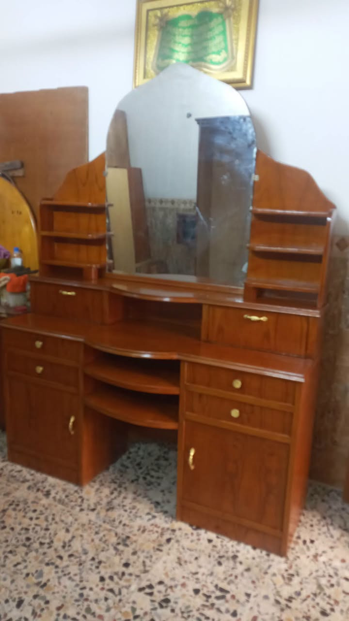 ميزتواليت صاج تزكام مستعمل ارتفاع متر عرض متر و50 سم عمق 40 سم السعر 150 وبي مجال العنوان بغداد حي الإعلام سوق اميمه  حي الشباب نهايته الشارع فرع ماركت فريش موبايل عراقنا وتساب بي 
*********** 
***********
يوجد توصيل غير مجاني داخل بغداد فقط
