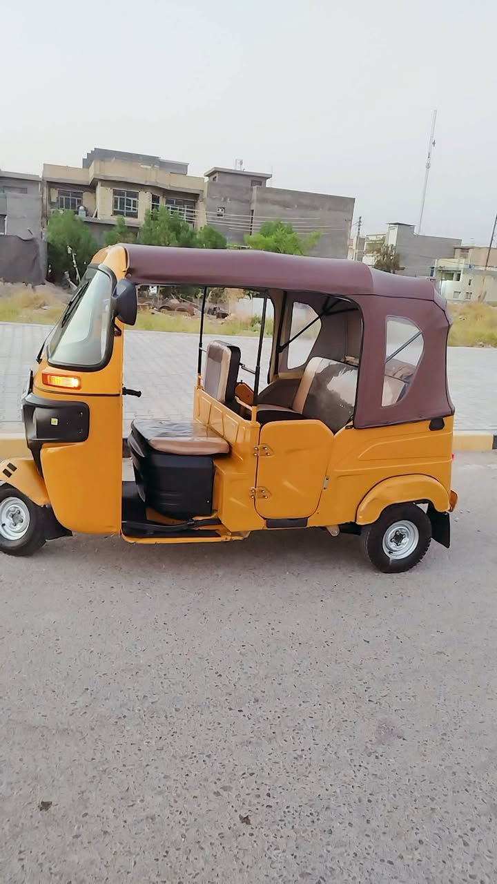 سلام عليكم اعاده نشر بسبب وعود الكاذبه
تك تك باجاج ٢١نضافته شوفت عينك بل صور وموضح بل فيديو نضيفه ما بيه نقص شي من ايدي كبل للشارع رقم بغداد بسمي 
رايده ب7ونص وبيه مجال قليل 
مكاني محموديه ممتواجد عل فيس رقمي ***********
