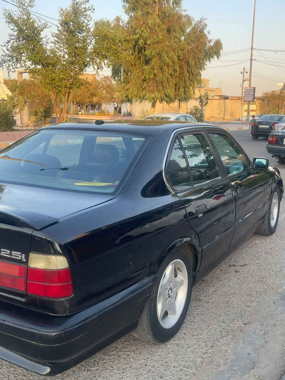 BMW1989
كير محرك اكسل شرط
محرك فل 535
كير اتوماتيك
صبغ عام 
ره قم سليماني 
سنوي خلصان سنه و نص 
شرط تحويل 
كوبون بنزين ⛽️ بيها 
سيارات مال بيت ما ناقص شي 
عنوان كركوك 
سعر 43 بيها مجال 
***********
*********** كركوك, العراق
