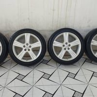 طقم جنوط • كورلا • كفرات ٢٢٥/٤٥/١٧