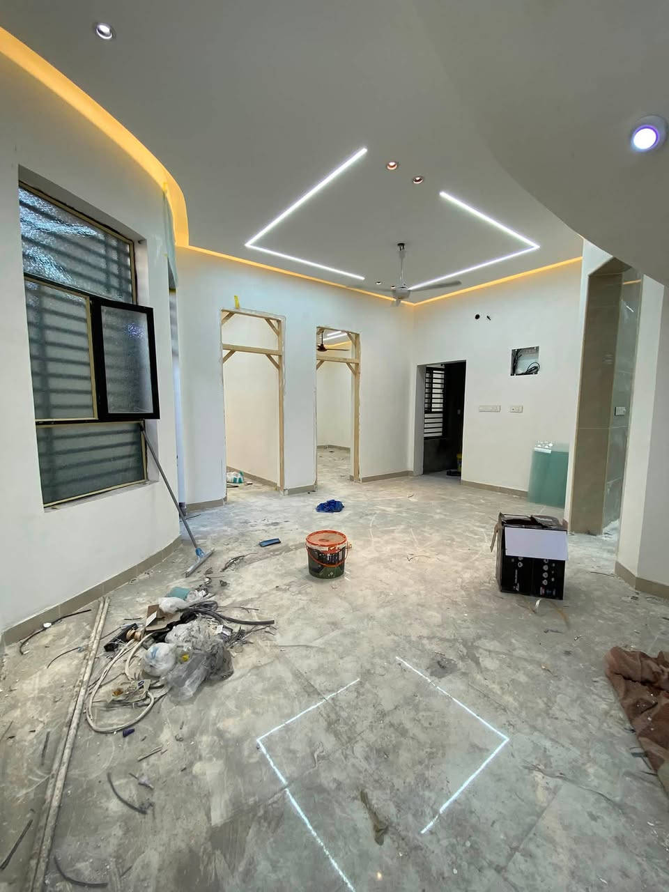 الحمدلله تم. اكمال بيت الاخ حمزة الحنين  ا حسب طلب الزبون نشاء الله  ينال إعجابكم 

رگم جبس بورد  +انارة مخفية +بروفايل +سبوت لايت 

يطلعلك هيج 

للحجز  وتواصل. *********** يوجد واتساب
