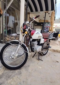 تايكر • ٢٠٢٢ • اوراق