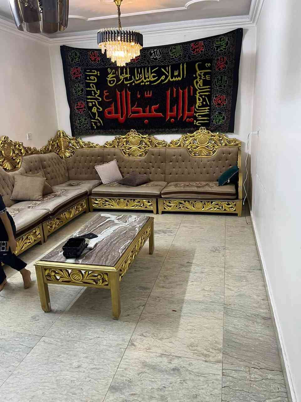 ديوان ملكي مصري اصلي للبيع بمليون وبيه مجال
