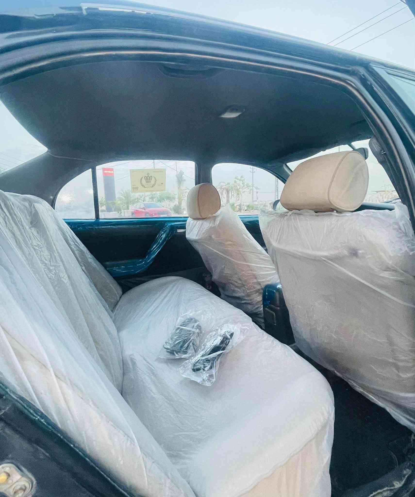 السعر 43 ورقه ‼️
***********
كرونا 1993
رقم بابل تحويل ثاني يوم ‼️
تبريد ثلج 🧊 ‼️
محرك 1600 وكير جدد
تخم تاير جديد 
صبغه جديده 
كهربائيات كله شغال 
السياره كفاله من الكص والضربه القويه 
شواصي و حوض وتكم وقماره مكفولات
صبغ للجماليه فقط
كشنات جدد شادهن غرفتها حلوه 
مكان السياره نجف
