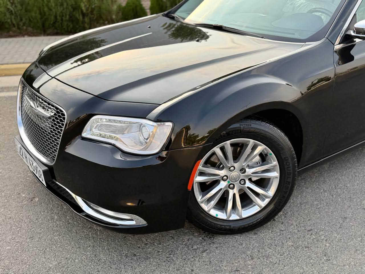 ﷽
CHRYSLER 300C 2016
◽️كريسلر موديل 2016 
🔹مواصفات C فول فول مواصفات ١/١
   لون اسود
~~~~~~~~~~~~~~~~~~~~~~~~~
◽️مكان🌆:سليماني                    سعر💵: 194$
تليفون☎️: ***********
***********
~~~~~~~~~~~~~~~~~~~~~~~~~~
◽️محرك V6 3.6L سته سلندر
🔹گير و محرك بشرط مامفتوح 📦✅
بدون سوت و بدون صرف و بدون خلل شرط فحص
🔹ماشية 67 الف حقيقي 

◽️سيارة كلين تايتل  داخل بلعراق
🔹صار بلعراق ( قطعتين صبوغ ) بدون داخل بدون ئيرباگ
🔹أيرباگ كل بيلادي سليم
سيارة حيل حلو و نظيفة 📦

◽️مواصفات 
( بصمة -پاننوراما - داخل كريمي  - شاشة كبير  - تشغيل عن بعد - پردات - كشنات جلد  - كشنات تتفيىئة و تبريد - كشنات كهربا  - كشن و سوكان كهربا و خزن - تبريد مركزي - ڤوليوم - تحديد سورعة - بلاجكتور - ليد - بعد )

◽️اربع تاير ويل جديد بيلادي 
🔹نظافه ١٠٠٪؜ كامل سيرفس بدون نقص و بدون مصرف
🔹سيارة شرط بدون اى نواقص گير و محرك و حدادي و كاهرباى كل بشرط
🔹 سنوي بأسمي تحويل غرامة بشرط
~~~~~~~~~~~~~~~~~~~~~~~~~~~~~~~~
