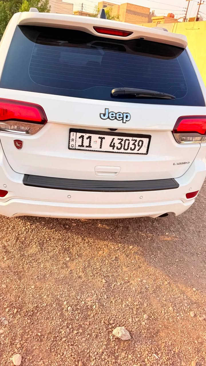 السلام عليكم ورحمة الله وبركاته
Jeep2020 لاريدو السياره جديده تخم تاير قبل اسبوع شديته صدر امامي وصدر خلفي نظافه ١٠٠٪؜ ادامته كانت قبل ايام منظومه زنون عليهه يعني السياره جاهزه على اخر شي ما ناقصهه كلشي وبلنسبه للمواصفات معروفة لاريدو نص فول وبلخير على الي ياخذهه السياره حلوة السعر ٢٢٩وبيهه مجال قليل موجوده بغداد السيديه رقم التلفون ***********
