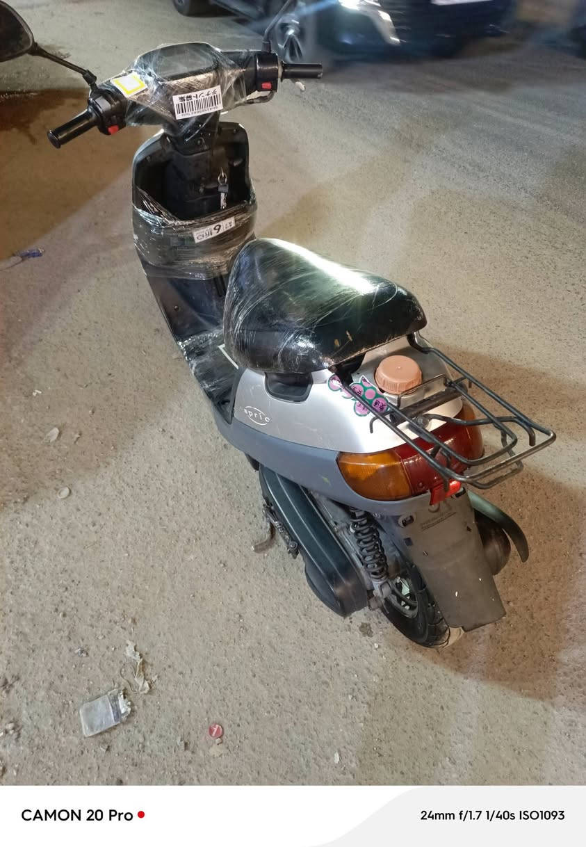 سلام عليكم بطه البيع كامله نقص باتري مكينته ناعمه مامفتوحه ناعمه حيل دراجه كله بلاديه
مكاني بغداد حي ور شارع مازويني سعر275 مجال ***********واتساب

نص مكتوب في الصور:
- CAMON 20 Pro • 24mm f/1.7 1/60s ISO713
- CAMON 20 Pro • 24mm f/1.7 1/40s ISO931
- CAMON 20 Pro •
- 24mm f/1.7 1/40s ISO787
- 24mm f/1.7 1/40s ISO1093