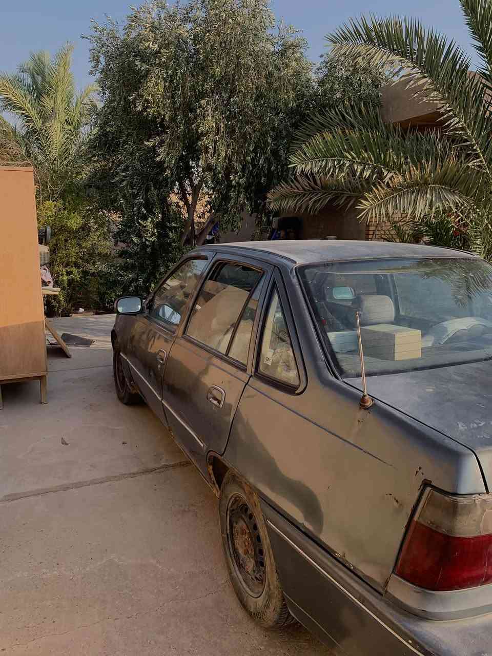 دايو سيلو + رقم خصوصي بغداد للبيع
الرقم والأوراق: خصوصي بغداد، أوراق وسنوية كاملة وجاهزة للتحويل مباشرة.
 الحالة: محرك وكير بحالة ممتازة وشغالين، سيارة جاهزة للاستخدام.

💰 السعر: (20 ورقة وبيه مجال)
📍 المكان: ناحية الوحدة - قرب شركة أكاي
📞 للتواصل:
 ***********
 ***********

