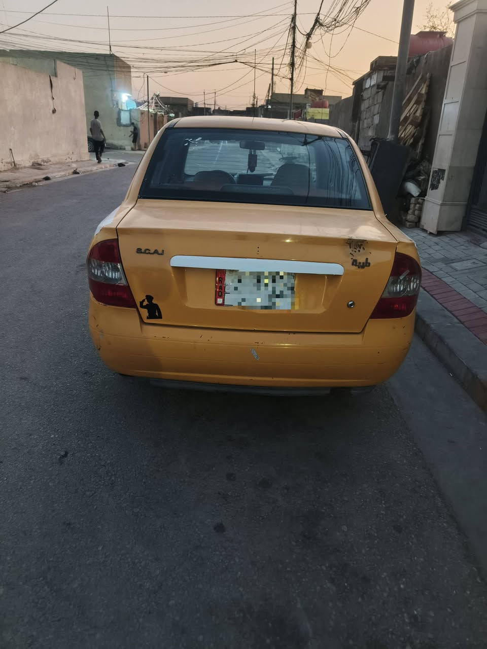 سلام عليكم طيبه ۲۰۱۵ رقم بغداد  هيئه وغرامات عليها ورقة ونص تنزل من سعرها كير ومحرك مكفولات حداديه جديده شواصي مكفولات  تبريد ثلج بيها طخة بل جاملغ سيارة مرتبة و ناعمة مكاني كربلاء سعر 31 وبيها مجال ***********
