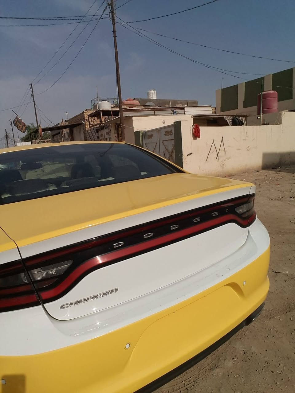 جارجر • ٢٠١٩ • جلد ابيض