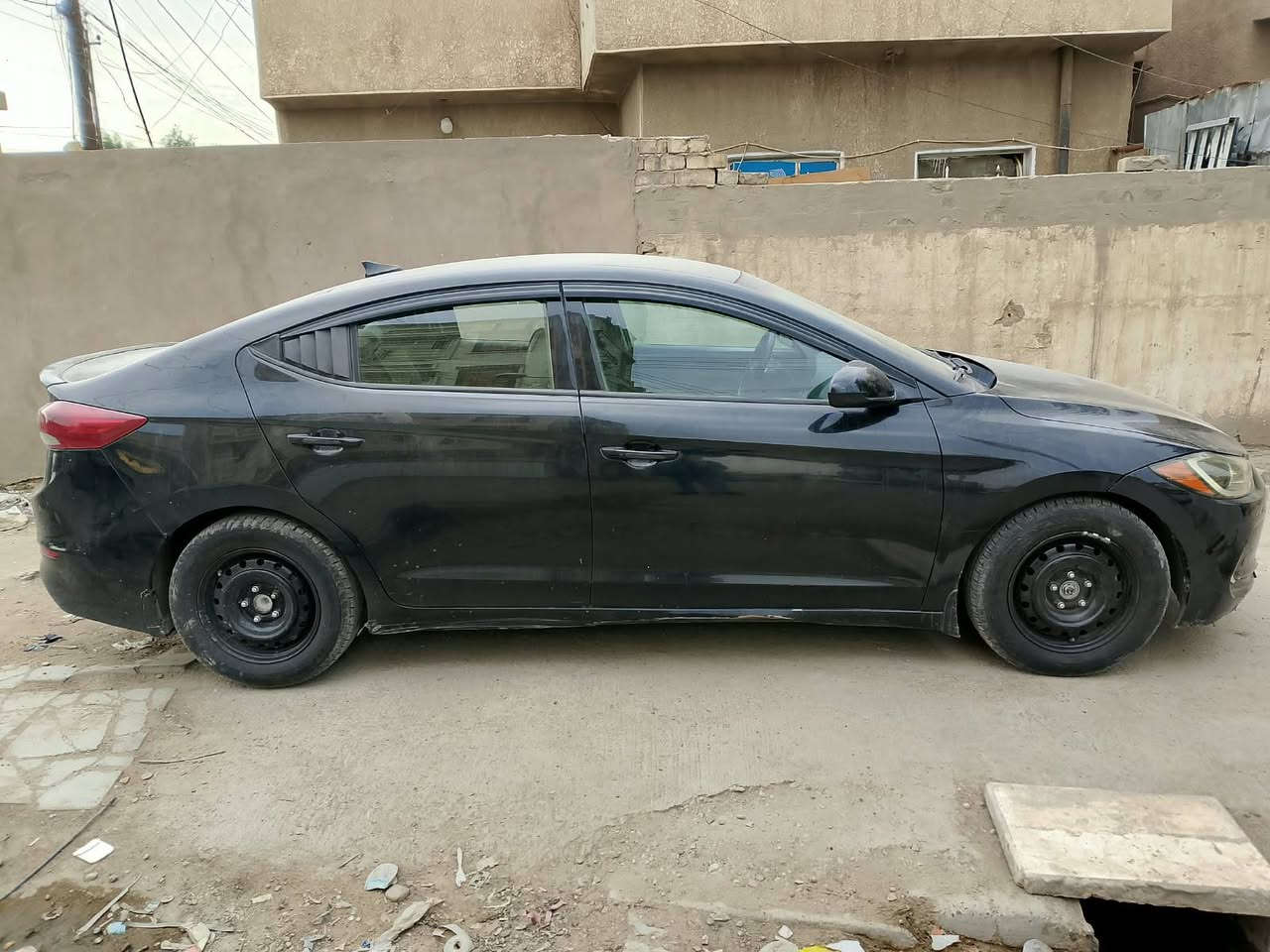 النترا ٢٠١٧ • اسود • حادث