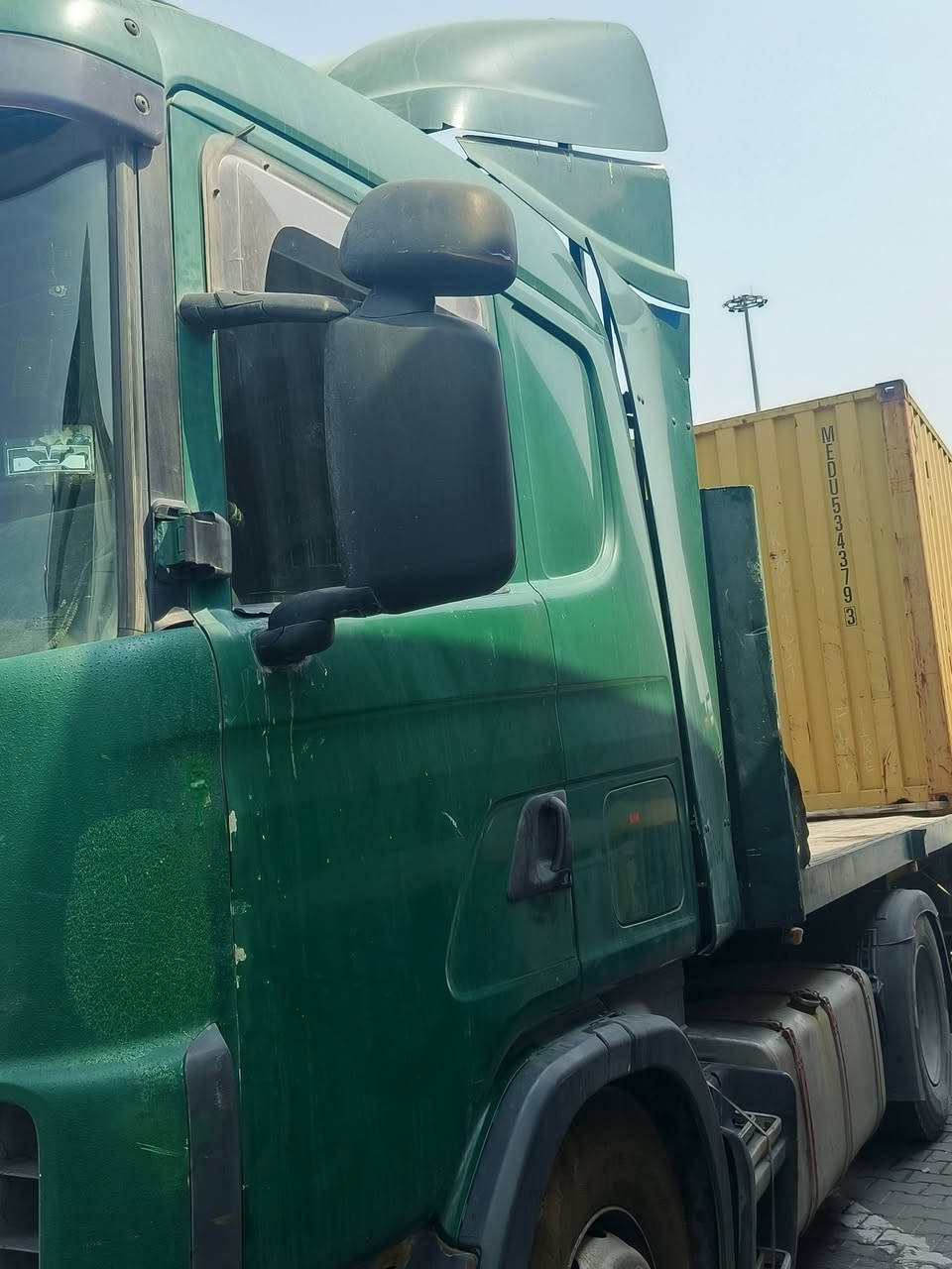سكانيه • محرك وكير شرط • عربانه ١٣٫٦٠م مزوجة