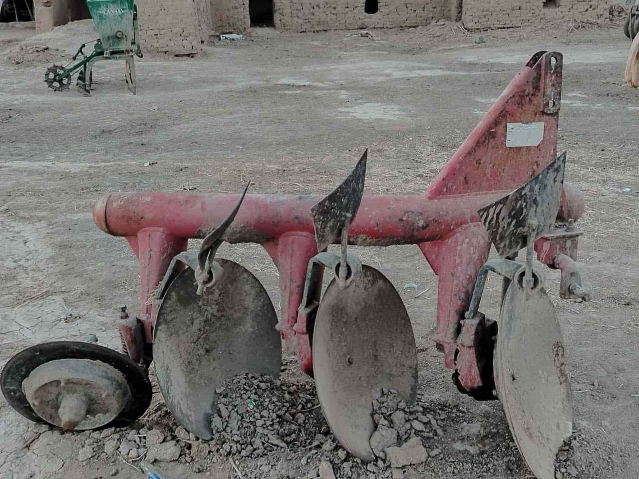 دسك تركي للبيع جديد السعر مليون الستفسار اتصل خاص ماجاوب ***********
