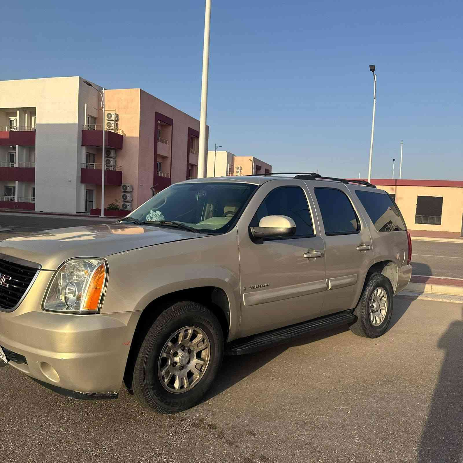 يوكن 2007
كفاله من الكص والضىربة 

خليجي جاهزة من جميع النواحي

مكينه تبريد حدادية تخم تاير جديد

مكان السيارة البصرة 

هاتف / ***********
