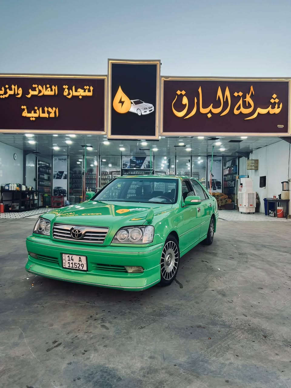 السلام عليكم 
ملكه للبيع مديل 99
السياره مكفوله كفاله عامه من الزلغ مصبوغه جماليه تغير لون بل سنويه
سنويه الغايه 2026 مشروع وطني مداور ثاني يوم سياره فول مواصفات ماعده الفتحه اربع دكم برده خلفيه تبريد ثلج خلفي وامامي ويل مايباخ سياره متعوب عليها مال جناي سعر خاص مناسب تصال ***********
