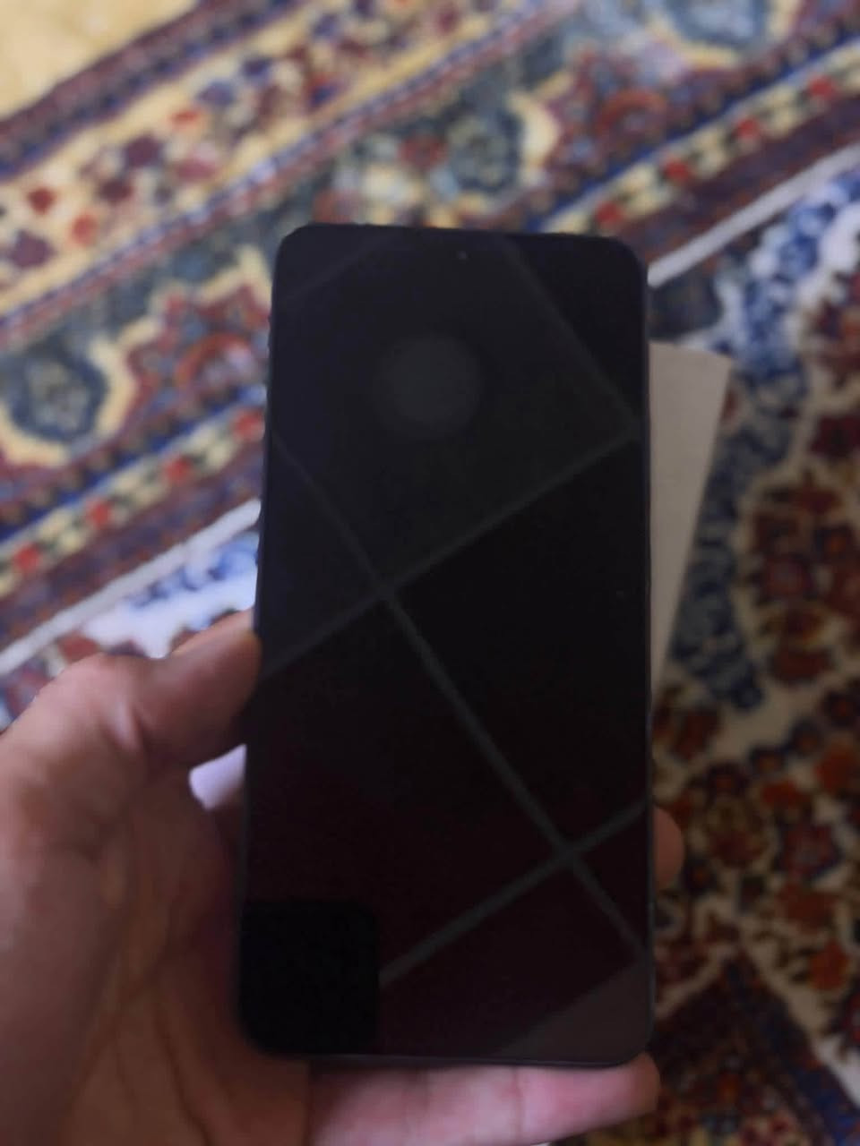 هونر X9d لون اسود ذاكرة 256 عشوائية 12 مثل ما موضح بصورة جديد معروض للبيع او مراوس ايفون فقط سعر 450 وبي مجال قليل بغداد مراسلة موجود خاص
