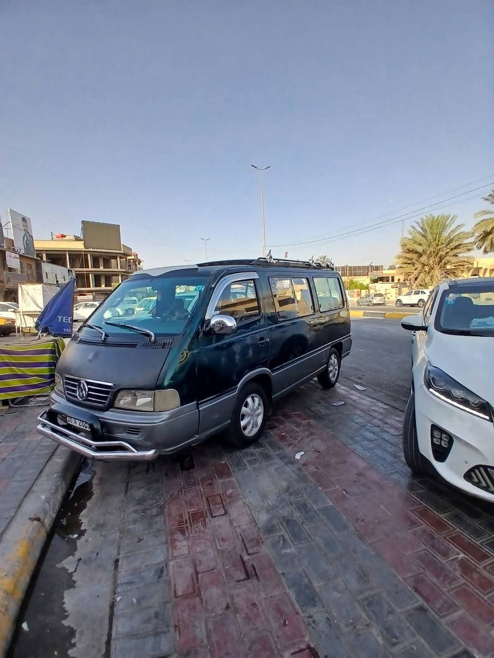 السلام عليكم 
استانه موديل 2000 سيارة نظيفه كلش مانقصها برغي مكينه  وكير جدد  حداديه فووول تخم تاير جديد براكيتات جدد جاهزة من كلشي خطها حله كربلاء 
المكان كربلاء طويريج. ***********
