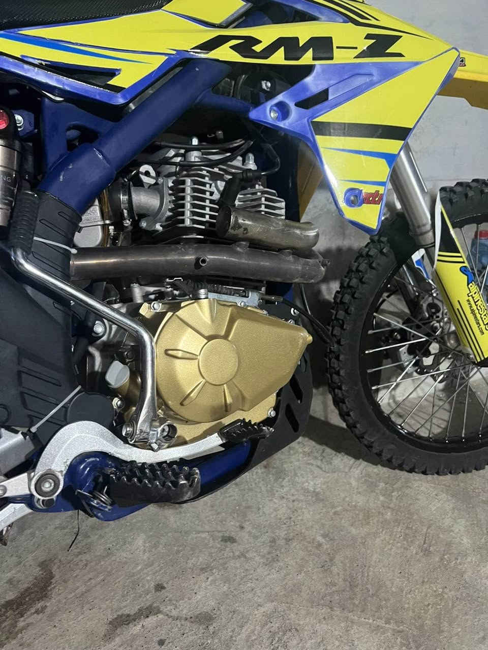 300RR • ٢٠٢٥ • كلاج جديد