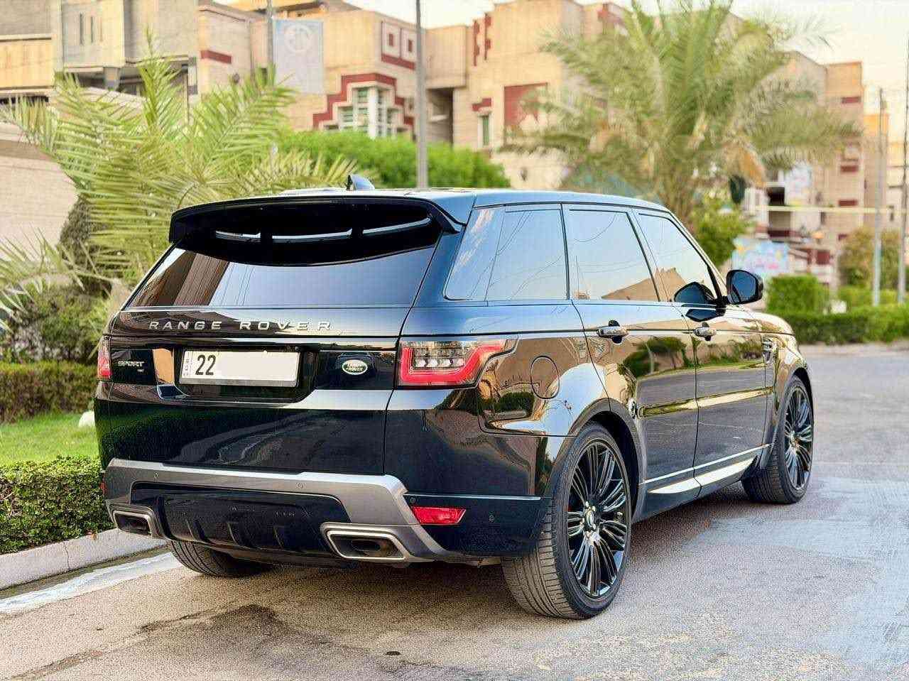 رانج روفر 2022
سبورت HSE 
محرك 6 سلندر
لون اسود 
فول مواصفات معروفه 
بانوراما 
رادار امامي وجانبي 
كشنات تبريد وتدفئه 
صندوق كهرباء 
شاشات 
ستيرن تدفئه 
ثلاجه 
جكات 
وضعيات قياده 

مكفوله بدون صبغ ولا ضرر رقم اربيل 

السعر ( 455 ) مكاني بغداد
***********
الخاص مغلق بغداد, العراق
