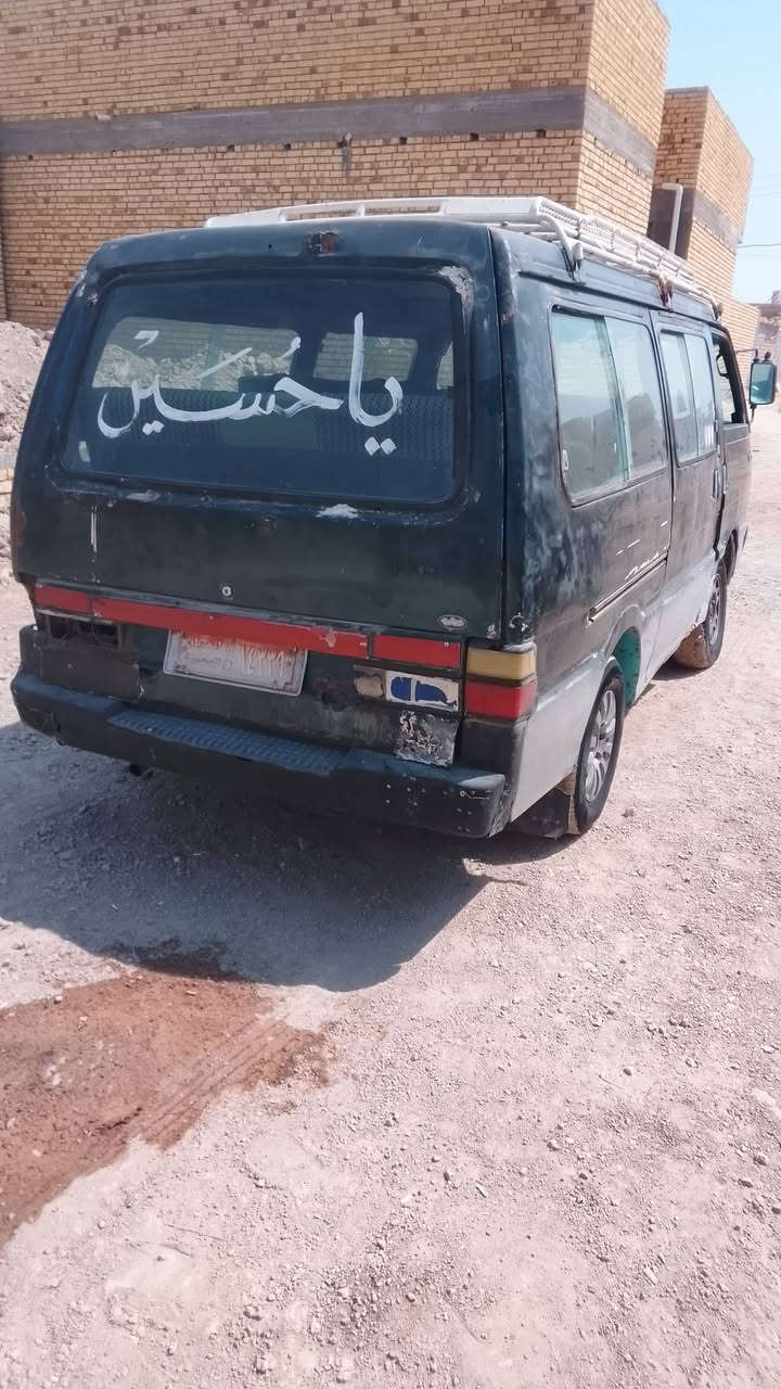 السلام عليكم
كيا بسته البيع مديل 94
ماكينه و كير جداد 
السياره حلو 
رعيه ماندل سولك فقط مكتاب دعهدلك من سرق والعشار 
مكان الناصري سوق الشيوخ 
رقم ***********
 سعر 13 بيه مجال
