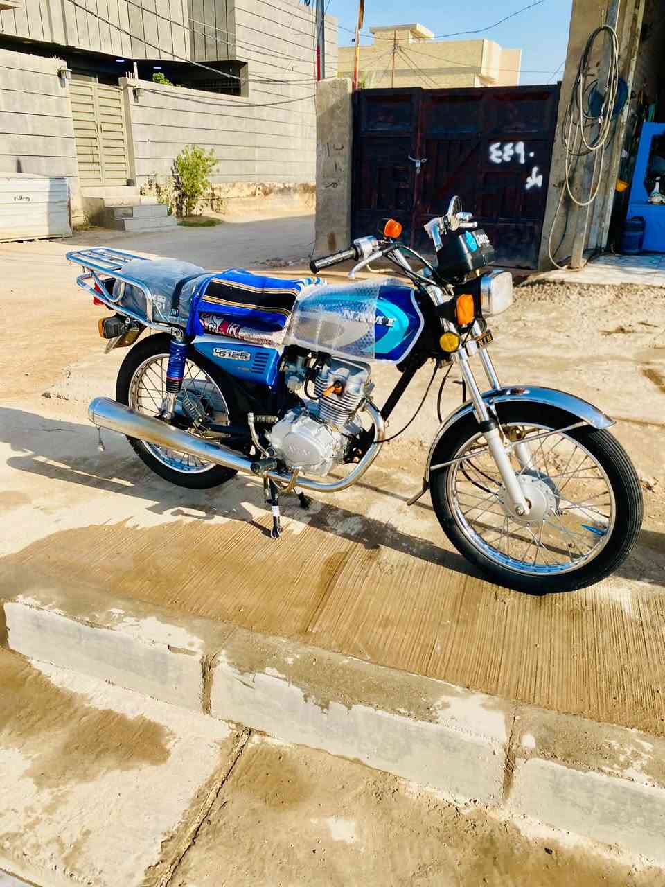 نامه امتياز مديل 25 اوراق. سكنر    دراجه احلا من الصوره فول شلعه ومعدل دراجه جديده. 
مكاني. نجف***********
