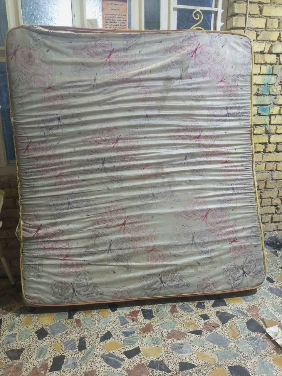 سلام عليكم شباب نزالات كاونتر لبيع تسزكام وجرابي ب50 ثنينهن وعندي دوشك ب60 نفرين
