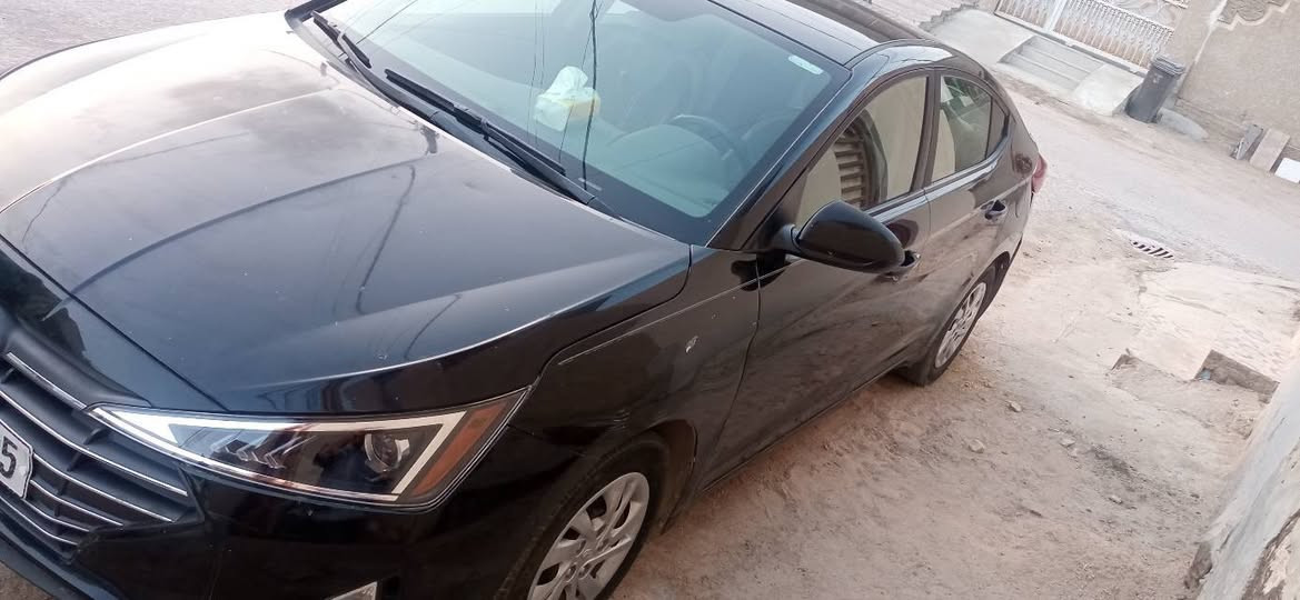 عندي النتراه موديل ١٩لون أسود رقم بغداد بسمنه ماشيه 78حادث بس بنيد اتصل ***********
