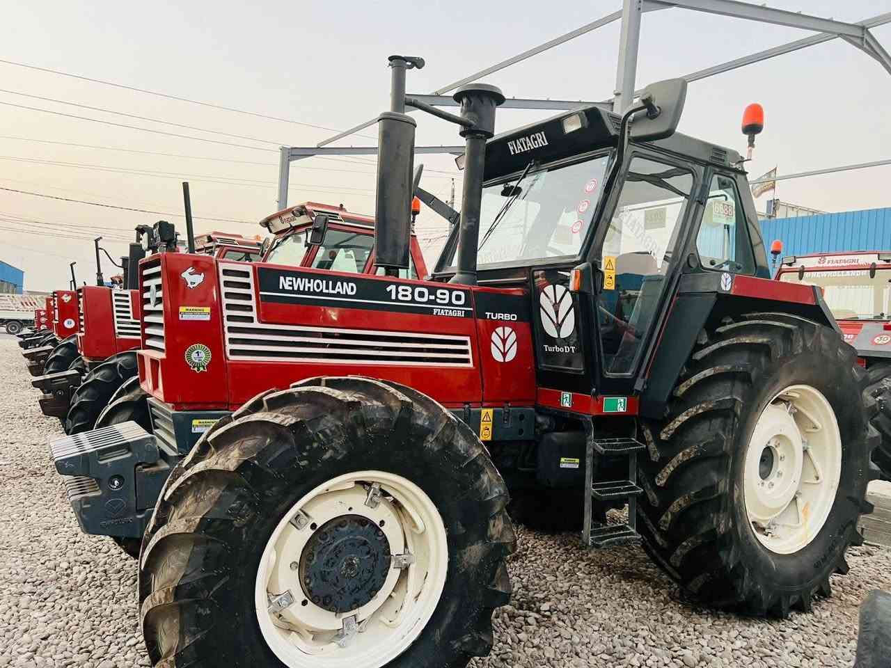 سلام عليكم فيات 180 فول دخول جديد أوربي السعر خاص ***********
