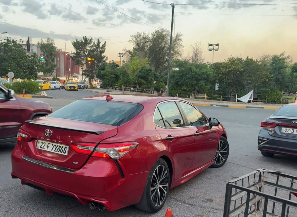 كامري 2019
الصبغ : جاملغين خلفي وصندوق تعديل بارد  ⚠️ 

جاملغ امامي جهة النفر يمي نطخن خفيفة

بدون ايرباك

لوون : ماروني  

بجم كبس

    ( سياره بدون مصرف‏)

حجر صالنصه رادارات بيلادى 

مواصفات :  

محرك 25,000

كشنات كهربائي 

تحكم ستيرن

شفتات الگير

نضام SPORT

‏‎کشنات جلد شركة

‏‎شاشة 📺

‏‎كاميرا 📷

‏‎رادار 🛣

تحديد مسار عدم خروج من الشارع 

ماشية 190 الف 

‏‎لايتات زينون LED

‏‎محرك ٤ اسطوانات (سلندر)

مكان السيارة دهوك+موصل  

‏ *********** +واتساب
