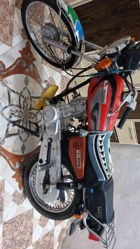 دراجه نامه شلامجه كلك كلك موديل ٢٣كفاله السعر ٧٠٠اتصال 07817951510
