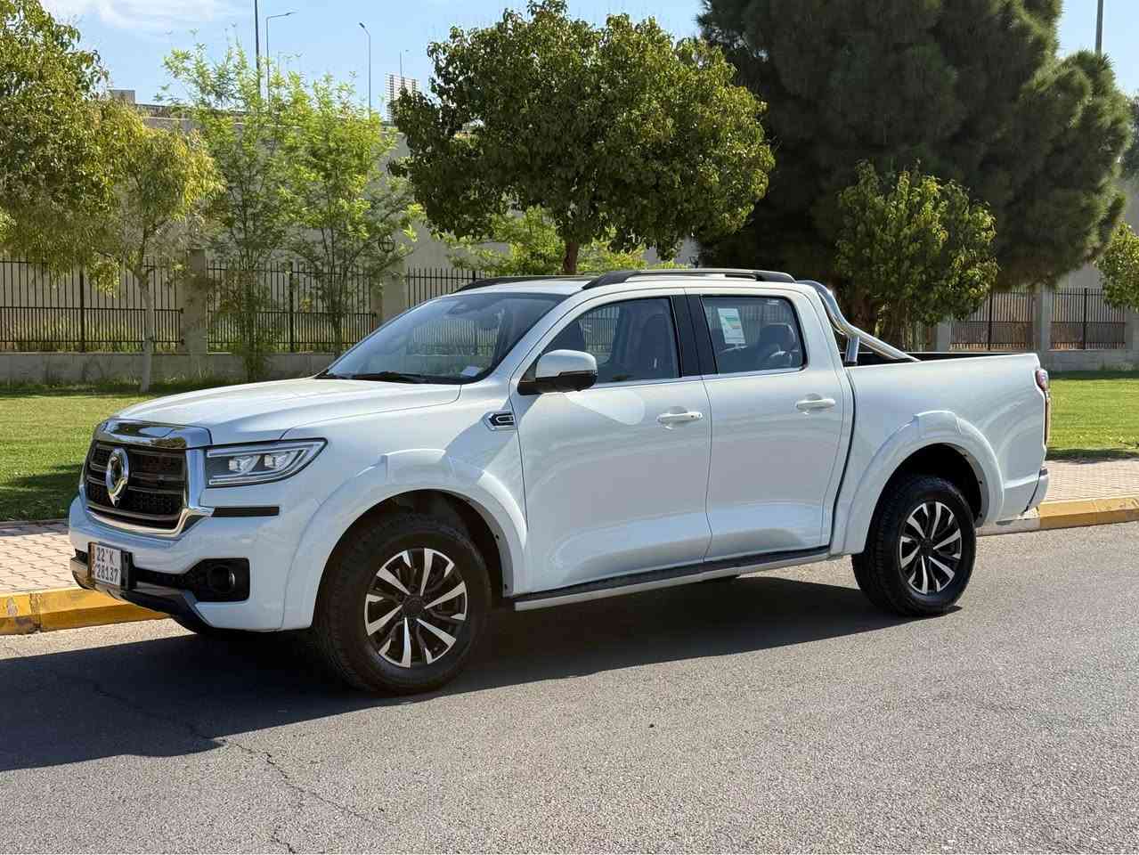 اعلى فئة هافال بيكاب poer فول موديل 2025 🧿الرقم اربيل 
السيارة بحالة الزيرو وبالضمان ماشي فقط ١٨ الف كم 

فول كامل المواصفات خاص✅
فتحة سقف سلايد 
الكوشنات (المقاعد)تدفئة مع تبريد 
الكاميرات والرادارات
4 كاميرات (رؤية 540 درجة) + 6 
رادارات منظومة الدفع
دبل أكسل
 لايتات LED 3 عدسات
الحالة: نظيفة جداً 
بحالة الشركة (زيرو) 
مكفولة دعامية للدعامية بشرط 
ماشي 18 الف كم 
السنوي باسمي - الضمان شركة

رقم هاتف *********** أربيل, العراق
