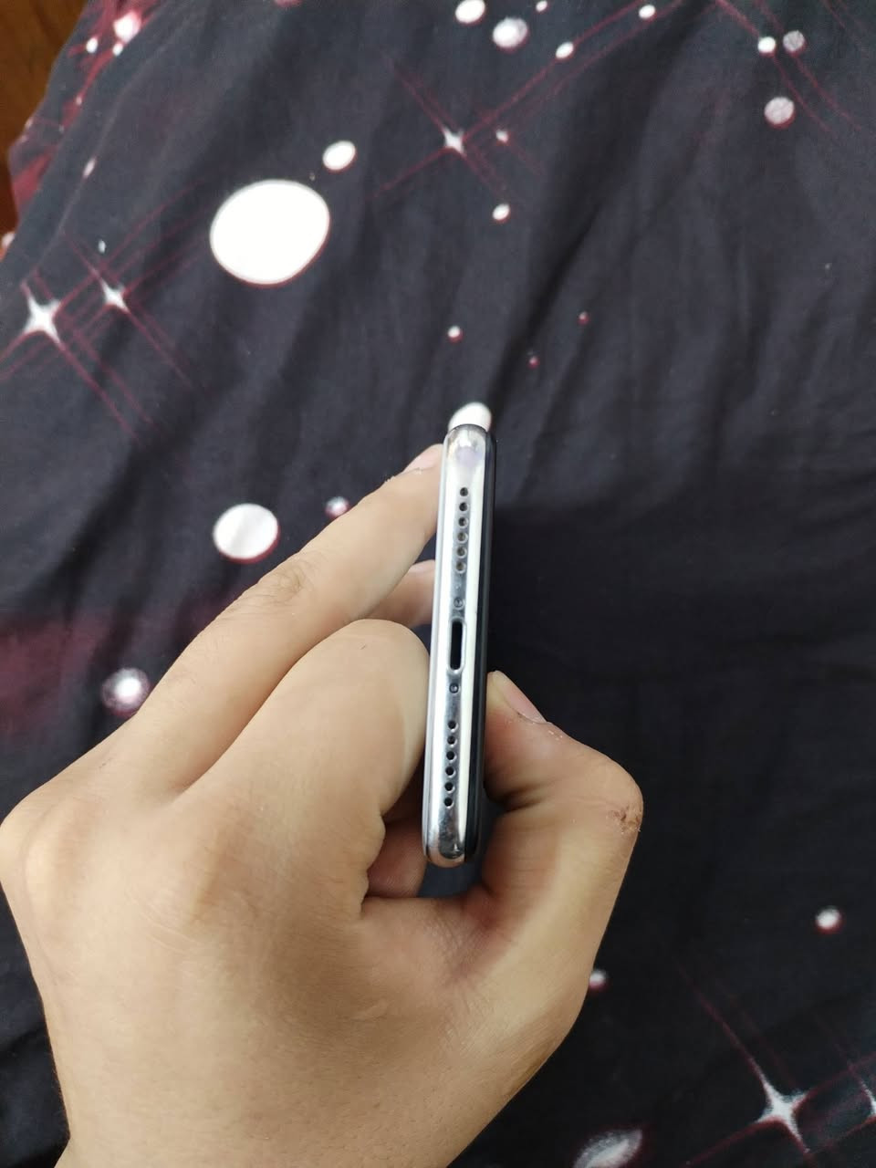 سلام عليكم
ايفون اكس
ذاكره 256
بطاريه 100
فيس ايدي ميشتغل
الكامره الخلفيه فقط بيها رجفه يحتاج الها مغناطيس ترجع بلادي
مكاني بغداد حي الجهاد 
سعر الجهاز 120 بي مجال حك جيه 
***********
بيع او مراوس
