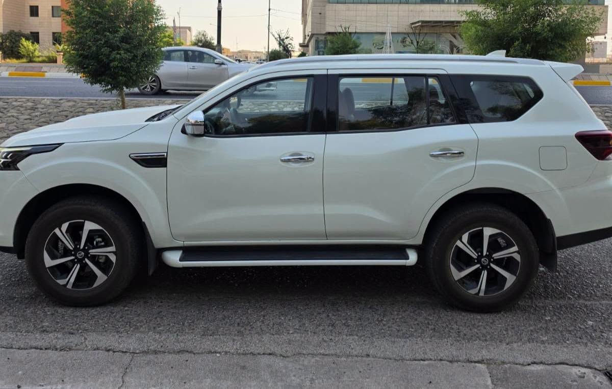 نيسان اكستيرا Xterra موديل ٢٠٢٤ 
وكالة السور، ماشية ٥٧٠٠ كيلومتر فقط (السيارة بحالة الوكالة)، مرقم اربيل كامل.

سيارة مواصفات تيتانيوم محرك ٢،٥٠٠ اربع سلندر، اكسل خلفي، ٧ راكب، تبريد مركزي ٣ قطع، تحكم ستيرن، حساسات خلفية، بصمة و تشغيل عن بعد، كراسي خلفي قلاب، شاشة كبيرة وكامرة خلفية (مكان السيارة اربيل)،

التواصل: ***********
