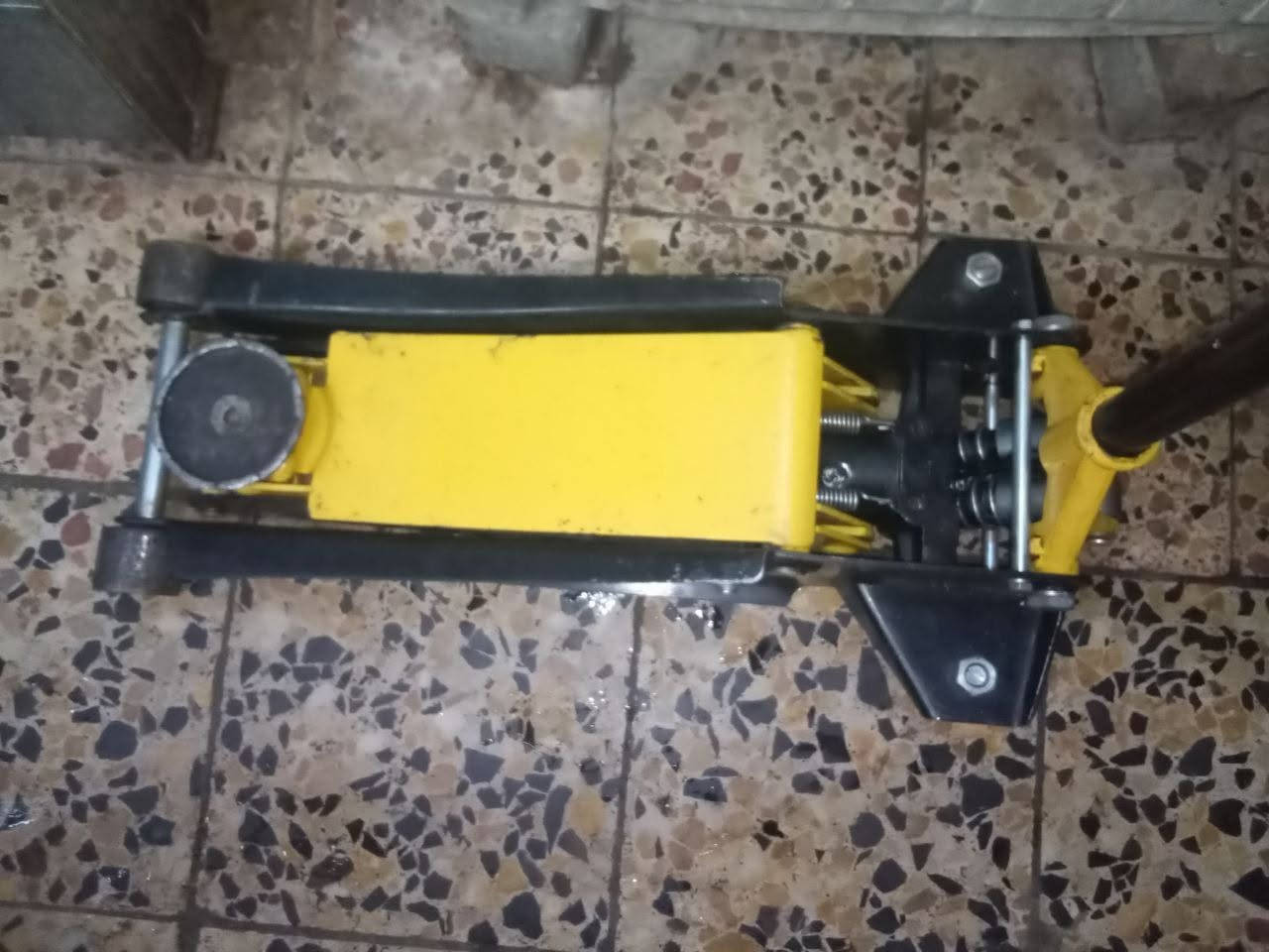 جك تمساح • دبل بستم • ٣ طن