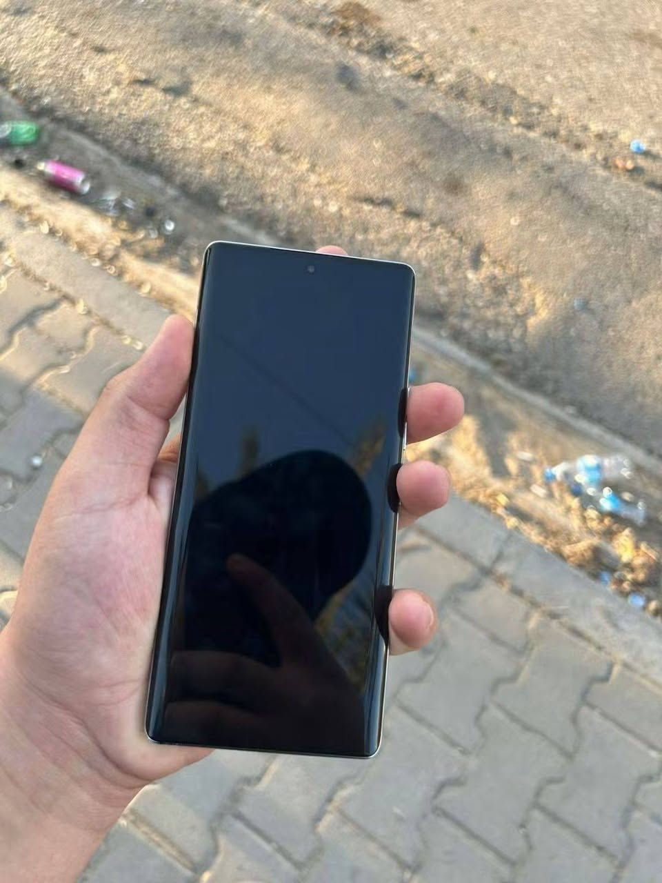 رايد مراوس بتكنو كامون 40برو G5  ذاكره العشوائيه 24 شاشه 144هيرتز جميع ملحقاته موجود ناصريه مركز
