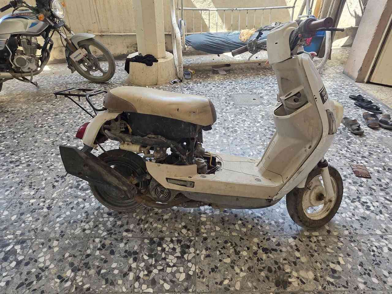 ماكس  للبيع بيه نواقص بلكفرات شغاله نكره سلف مكينته نضيفه كلش عوزه ترتيبات سعره 375 وبيه مجال بسيط مكاني طويريج ***********
