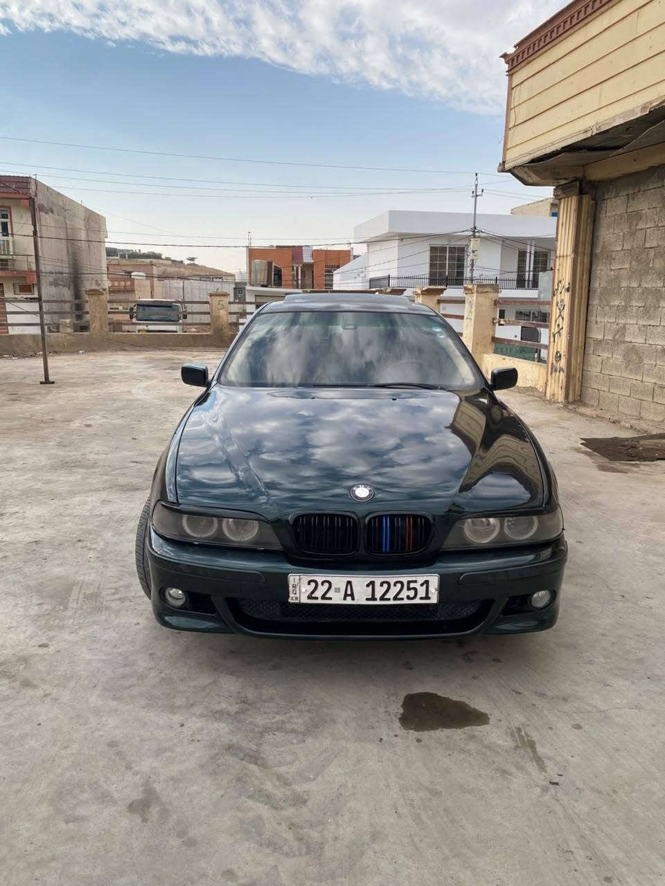 BMWسە قە ڕ مۆدیل 2000نرخی 98مجال  500دۆلار غرامەی تێدایەعیزام سبوغ    *********** شقلاوة, أربيل
