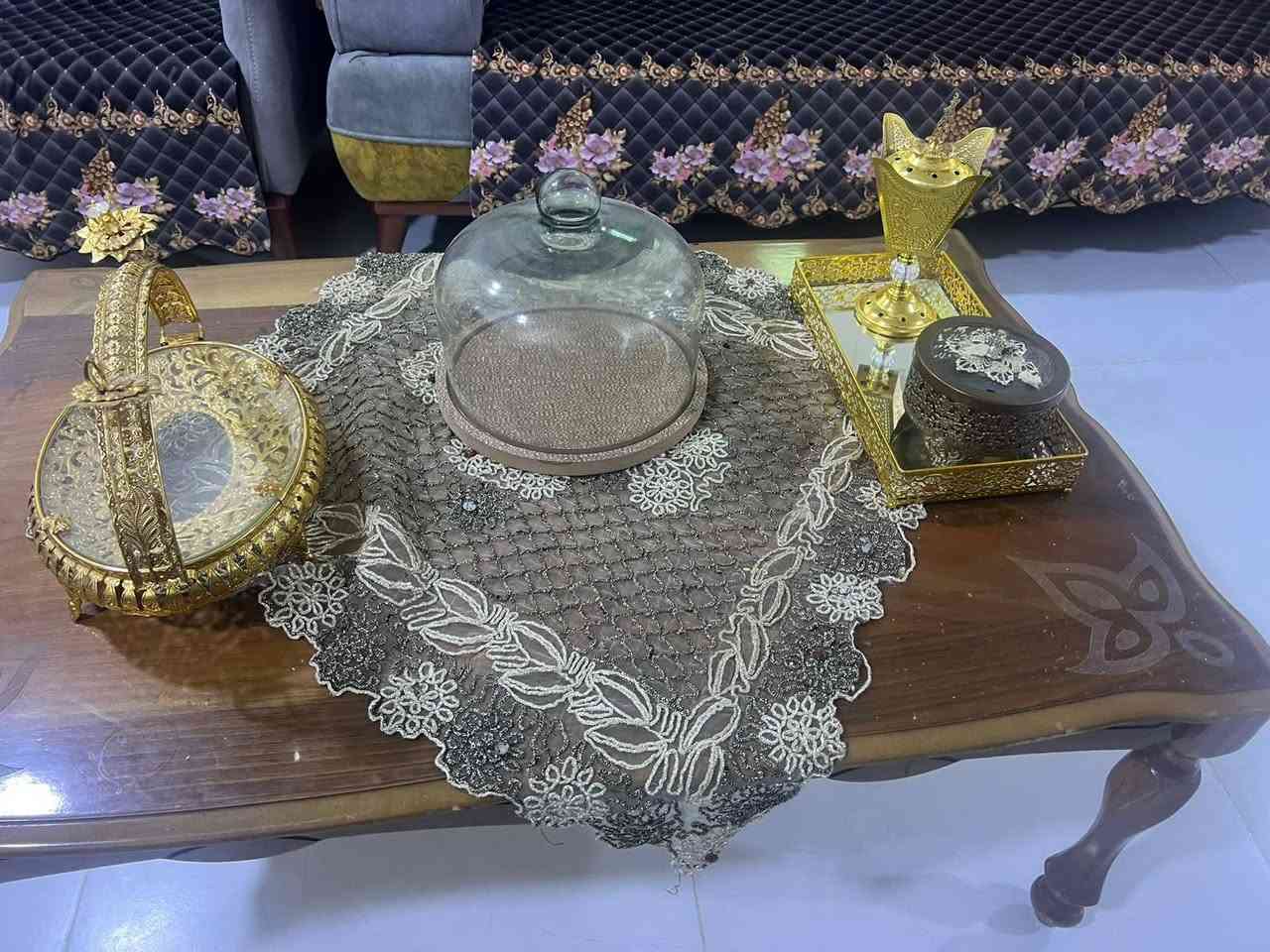 سلام عليكم  عندي غراض  بيت لبيع نضيفات  الستفسار وتساب***********
