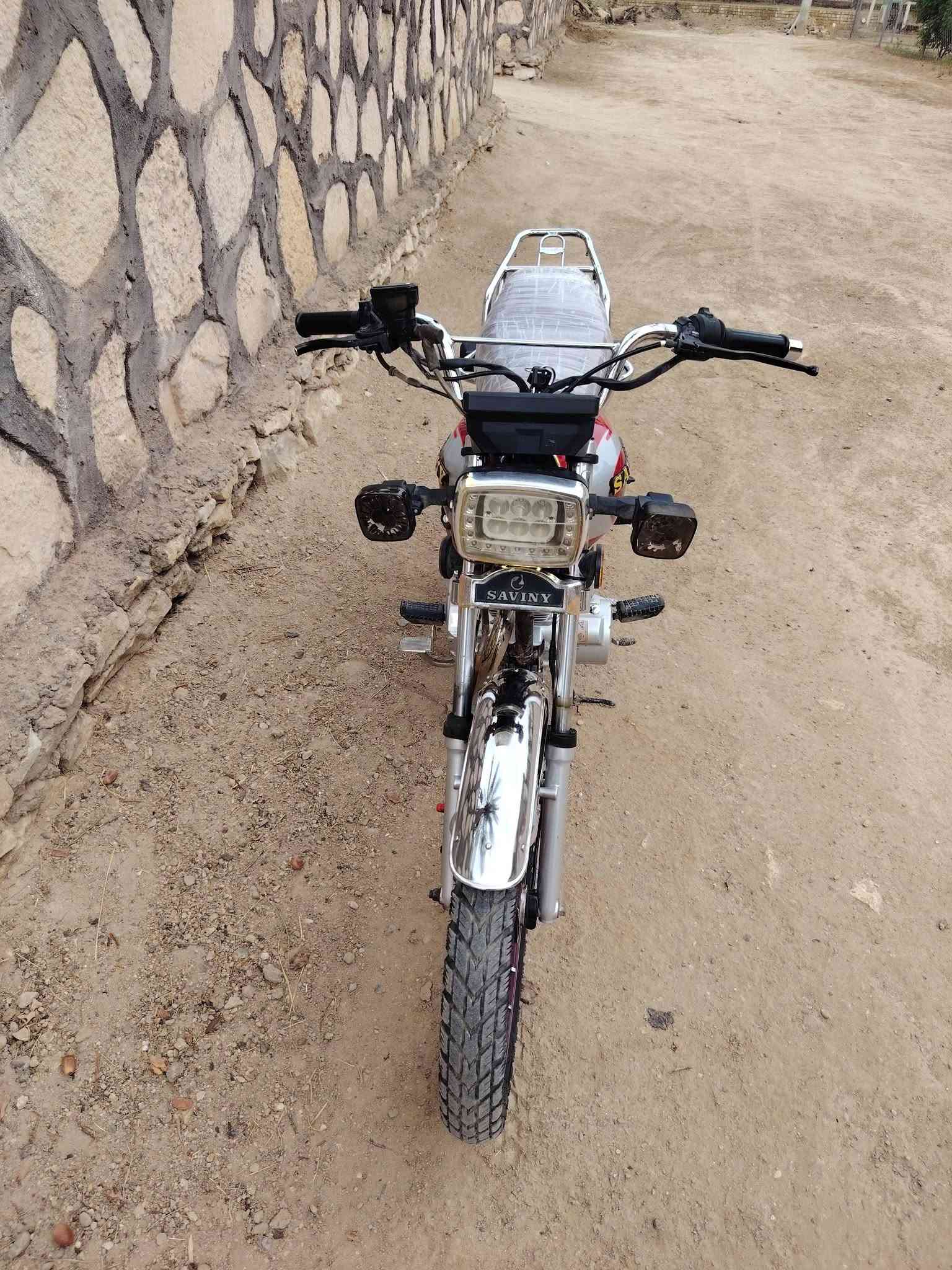 سكنر • موديل ٢٤ • اوراق