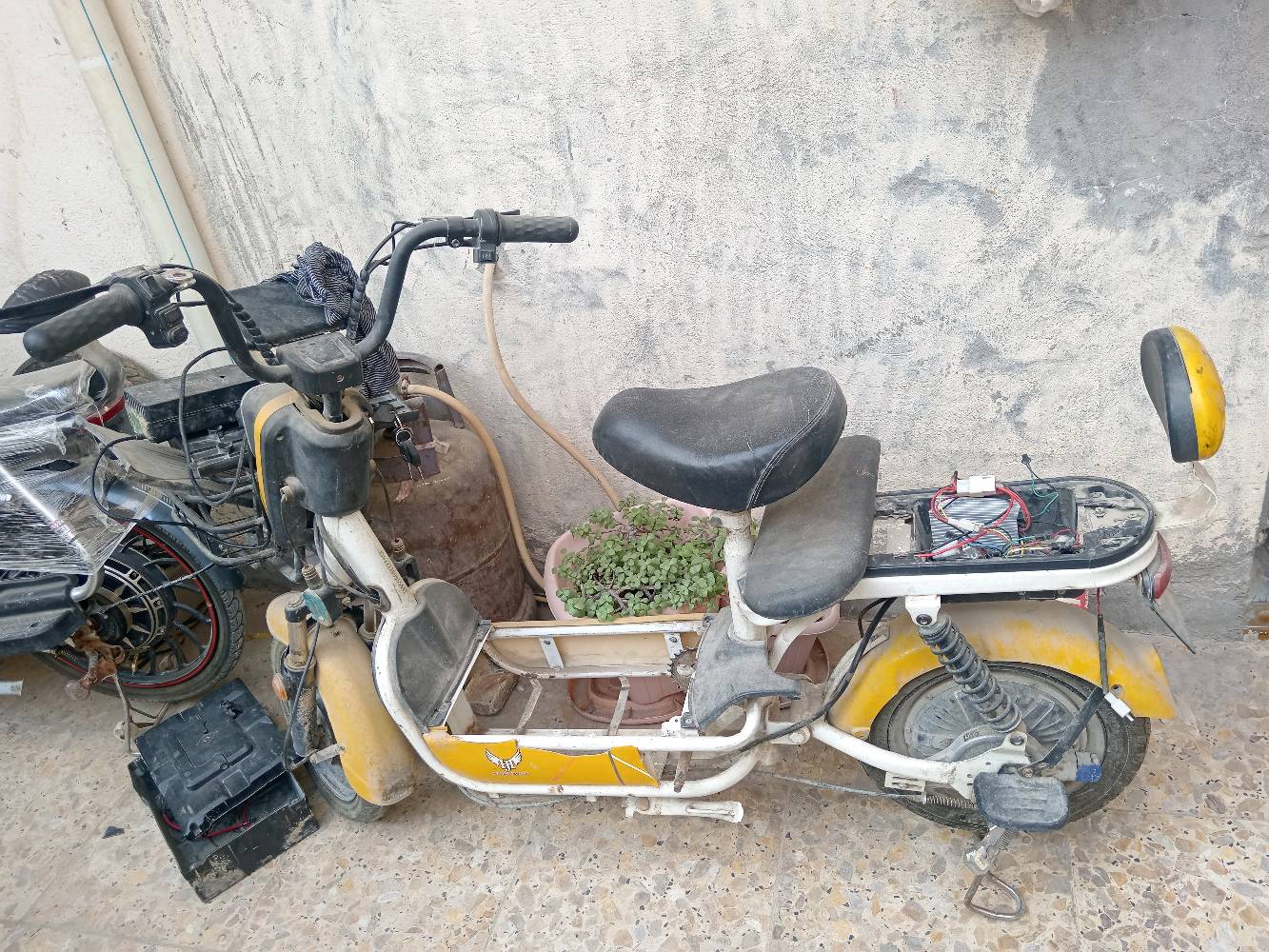 بايسكل شحن • يحتاج عقل وبطاريات • تايراته جديدة