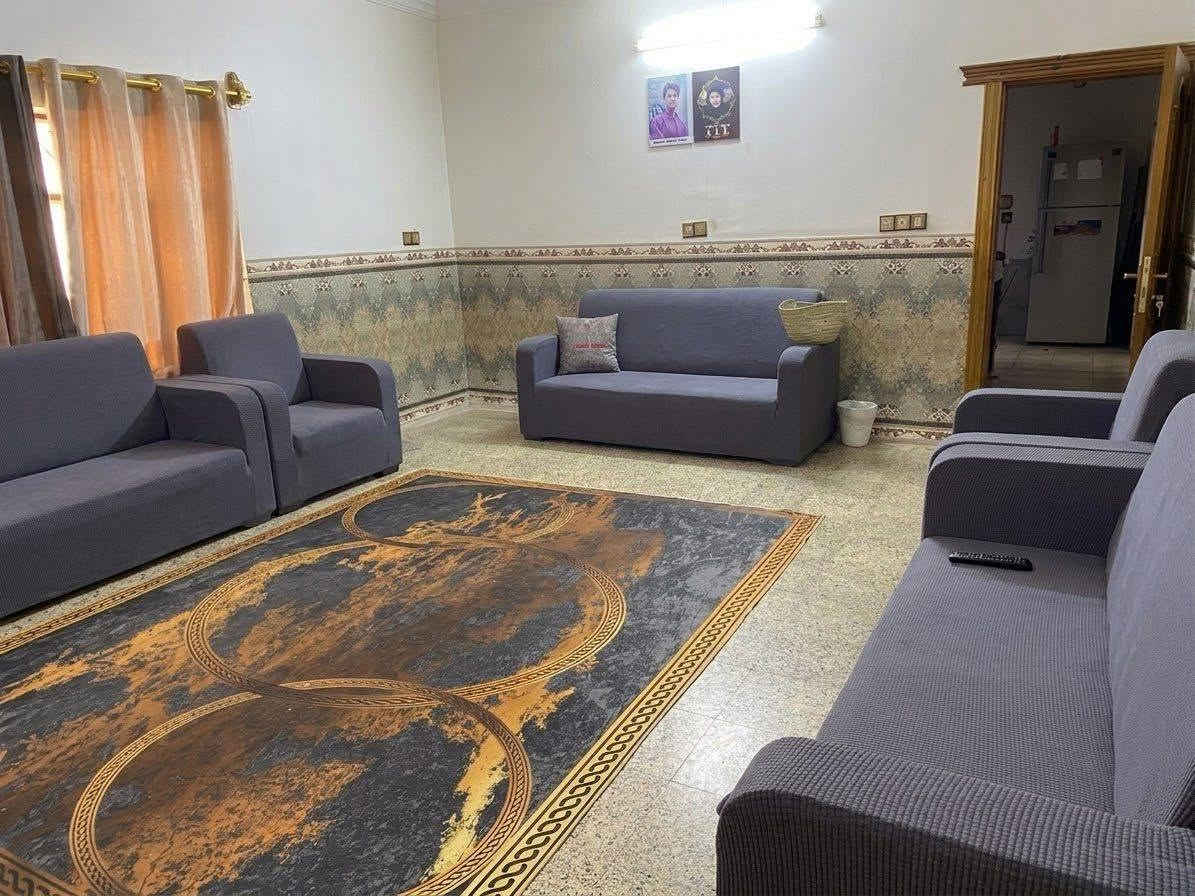 قنفات البيع سعر ١٥٠ وبيهن مجال ***********
