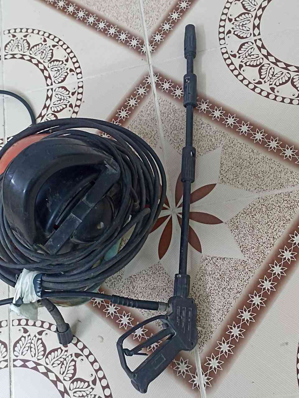 غسيل سيارات • نضيفه • قابلة تفاوض