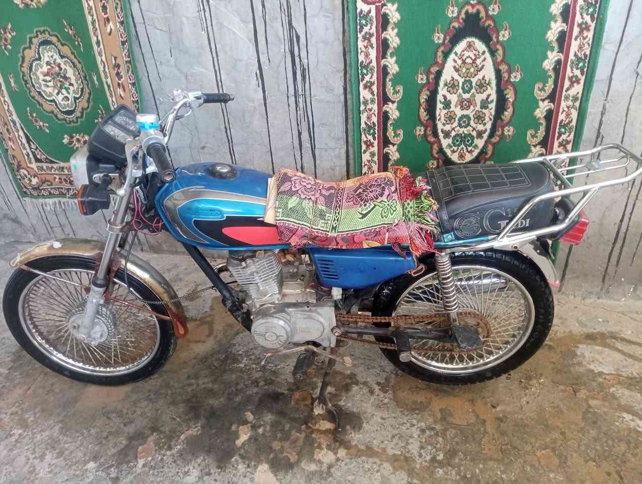 سلام عليكم شباب دراجه تايكر موديل 20 الدراجه كامله ما بيها نقص برغي كهربائيات كلها شغاله اوراق أصولي الموقع الحله محاويل السعر 350 و بيها مجال ***********
