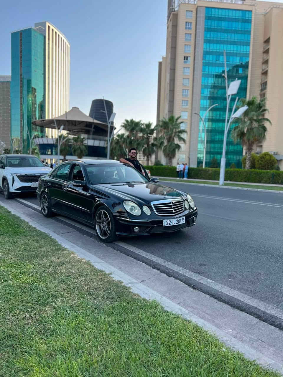 السلام عليكم
للبيع فقط  

مرسيدس 211  E350  2005  

هزه جديده صار 5 ايام 

مكينه جديده 350 العقل فوك 

كير جديد  

حداده خلفيه واماميه جدد +مشط جديد 

صبغتها اني حزام للجماليه فقط عندي تصوير قبل الشغل

غرفتها كلش نضيفه  

قماره بانوراما  

كت كامل ويه الويلات  amg e63  

نقصها كمبريسر تبريد فقط  

السياره جاهزه من كلشي 

سنويه بأسمي لل2031  تحويل كبل 

مكانها البصره  السعر 120  اذا شفتها غاليه  اعبر المنشور فدوه لكلبك 
***********
