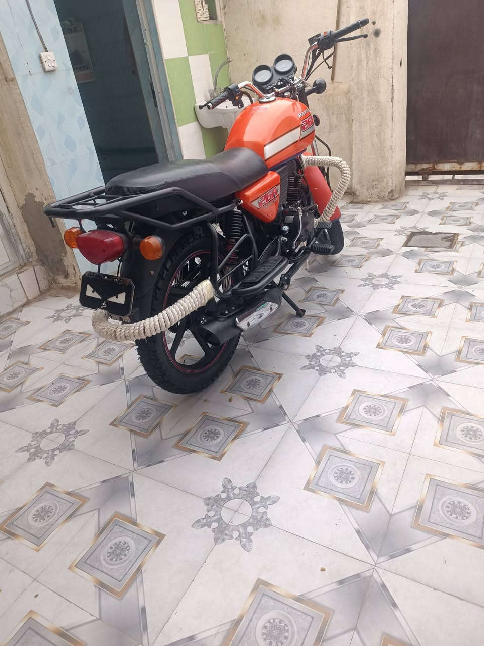 دايون نفخ • ٢٠٢٢ • ٢٠٠
