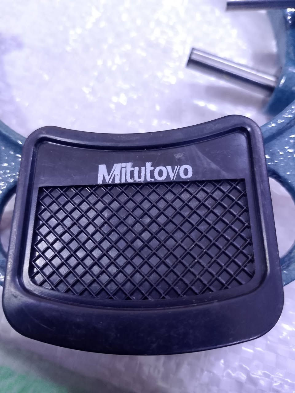 🔵 مايكروميتر Mitutoyo الأصلي 🇯🇵
✔️ صناعة يابانية ✔️ دقة عالية في القياس ✔️ جودة يعتمد عليها المحترفون ✔️ متين وعمر استخدام طويل ✔️ مناسب للورش والمخارط والمعامل
📏 القياسات المتوفرة: 🔹 75–100 مم 🔹 100–125 مم 🔹 125–150 مم 🔹 150–175 مم
⭐ إذا تدور على الدقة... فاختيارك هو Mitutoyo! قياسات احترافية بجودة يابانية أصلية.
📩 للاستفسار أو الطلب راسل الصفحة، والكمية محدودة.***********
