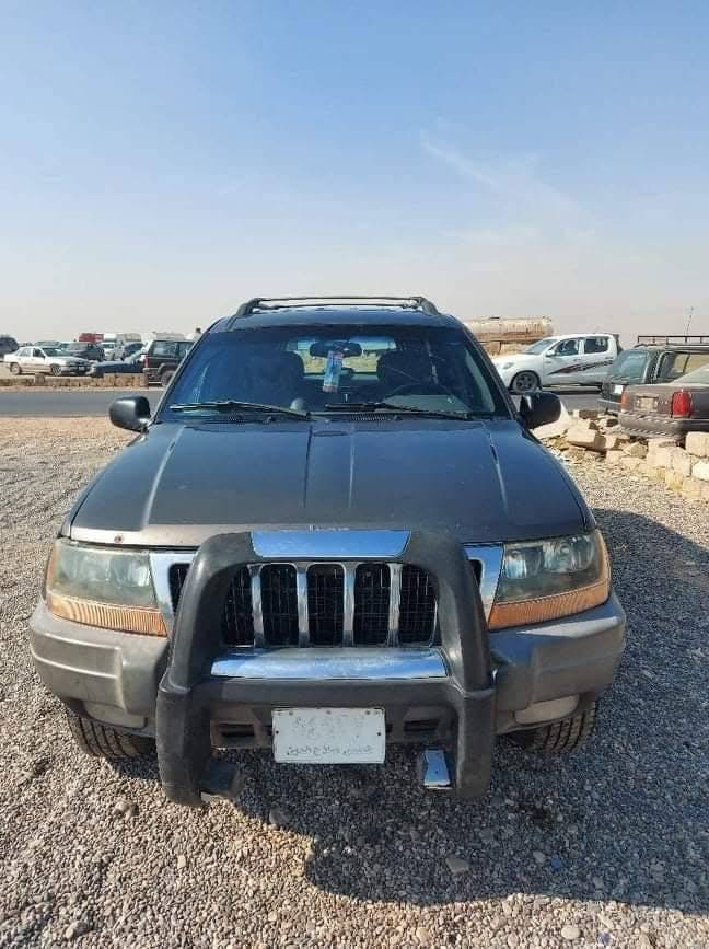 السلام عليكم جيب شيروكي للبيع موديل ٢٠٠ محرك ٨ سلندر بلادي رقم  صلاح الدين استفسار عل رقم ***********
